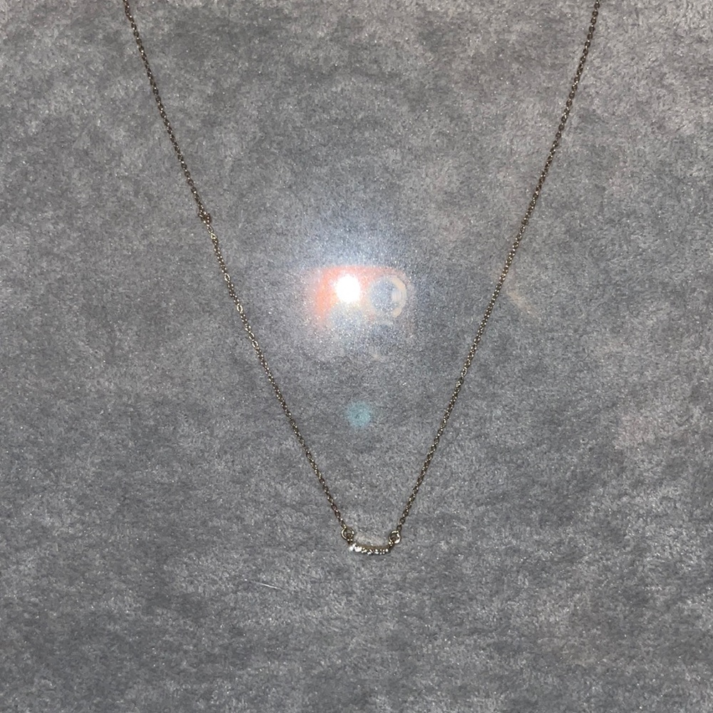 dainty gold necklace